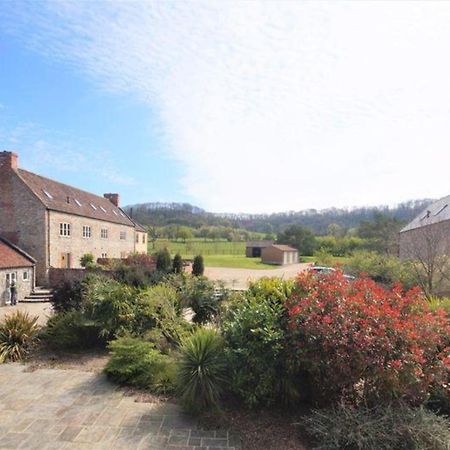 Luxury Barn Conversion Wells Extérieur photo